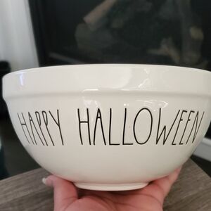 Rae Dunn Happy Halloween bowl
